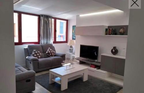 Apartamento totalmente reformado en 1ª linea - Foto 14