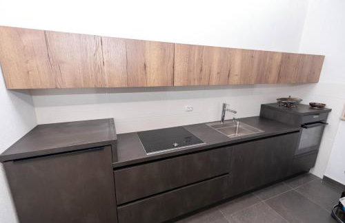 Amazing house W pool and big sunny terrace close to sea & beach - Photo 38