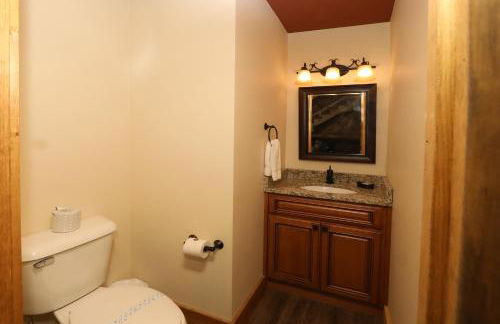 Splash Time Cinema - Six Bedroom Chalet - Photo 140