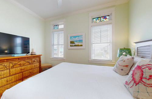 Retreat Steps to Beach Large Deck Family Fun - Foto 17