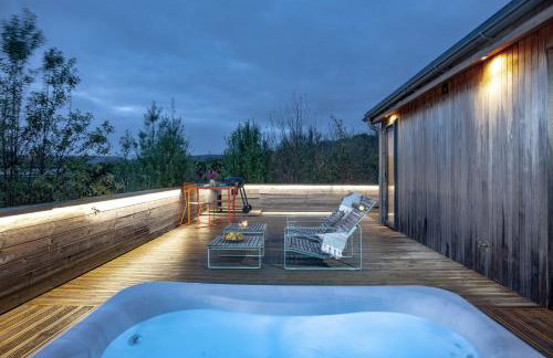 Deer Leap, Strawberryfield Park - Photo 6