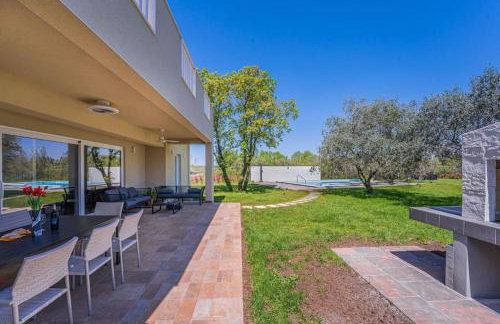 Villa Nonna Novigrad by Istriaselect Villas - Photo 42