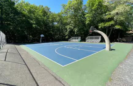 Cozy Cabin at Poconos With Hot Tub and Fire Pit - Foto 34