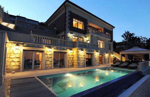 Villa Isabella - Luxury with style right next to the beach, private pool and sea view - Foto 5