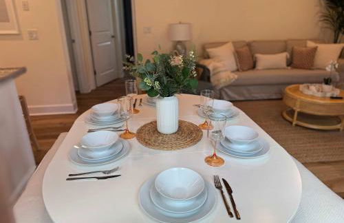 The Orange Blossom Suite Near UF Shands D-town - Photo 73