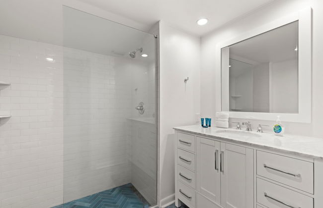 Hyde Park Hydeaway Stunning Home w Heated Pool - Foto 22