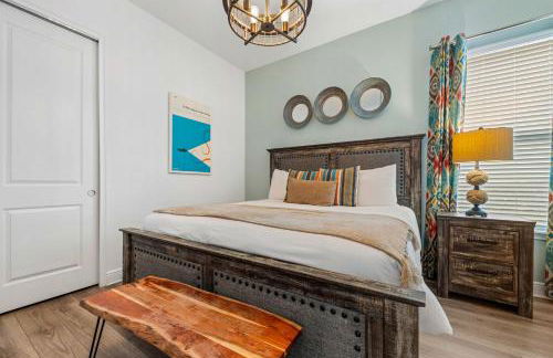 Happiest Home on Earth - Custom Pirate & Nature Bunks 8 King Suites Theater & Pool - Foto 21