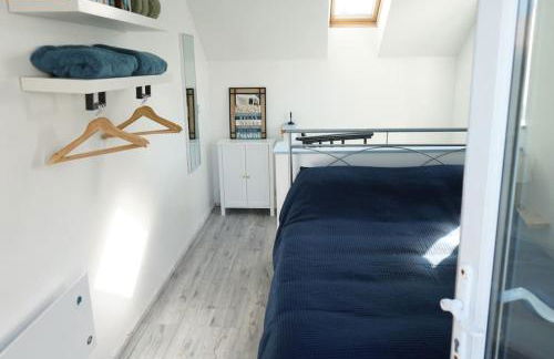 Cozy 1 Bed Retreat - Amlwch - Photo 13