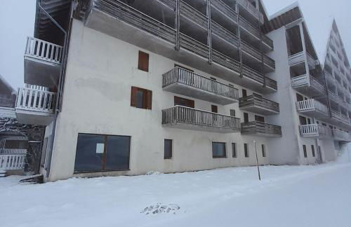 T2 confortable - Piscine chauffée - Super Besse - Photo 21