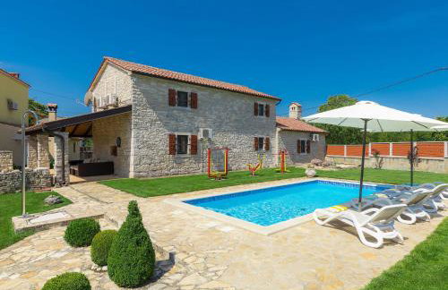 Holiday Home Bozac by Interhome - Photo 2