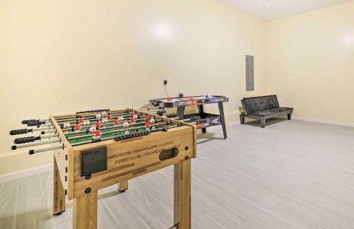 3 Mi to Kalahari Pocono Summit Home with Game Room! - Foto 14