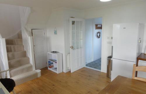 Driftwood Cottage - Photo 12