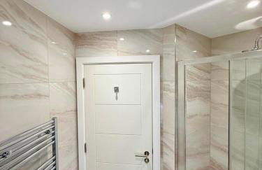 The Lookout-Sea Views-Balcony-Free parking - Foto 21