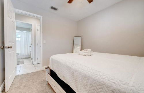 Spacious Casselberry House with Backyard Pool - Photo 37