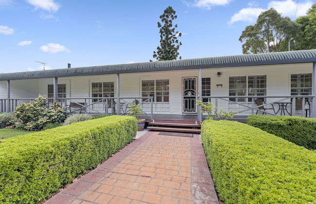 Birds 'n' Bloom Cottages - Photo 80