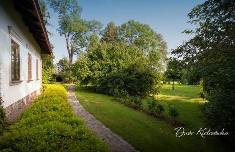 Dwór w Kiełczówce - Foto 7