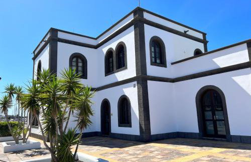 Luxury 3-bedroom villa with heated private pool - in Marina Rubicon, Playa Blanca, Lanzarote - Foto 30