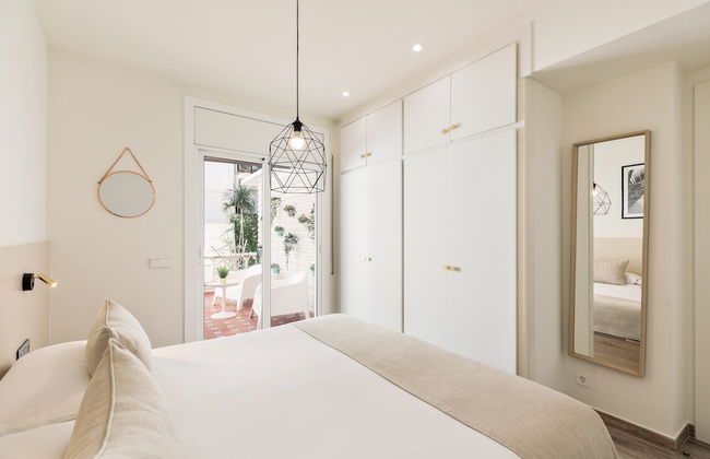 Sitges Group Blue and White - Photo 11