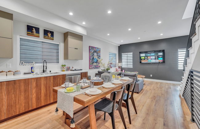 Luxe Townhome | Newly-Built - Foto 21