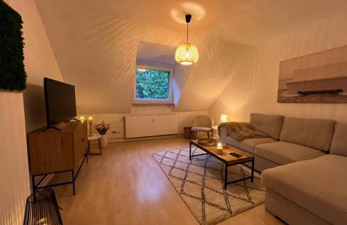 50qm Dachgeschoss Wohnung zentral in Bochum Ehrenfeld - Friederika I - Foto 1