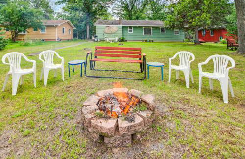 Family-Friendly Home with Fire Pit in Pine River - Foto 20