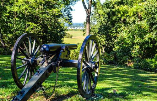 Hot Tub, Deck&Grill, Game Room, WiFi at Cute Cabin - Foto 27