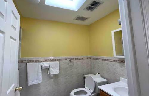 Business & Family Friendly Balcony Jacuzzi Free Park - Foto 19