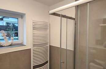 Voll-Ausgestatte Wohnung mit Balkon - Foto 18