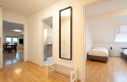 Tolstov Apartments - 1 , 3 and 4 Room Apartments - 20 min Messe DUS & Airport DUS - Foto 71