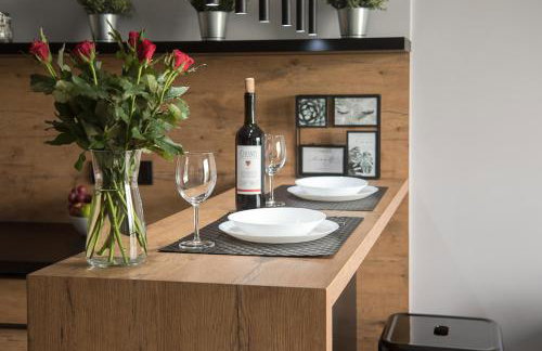 Wola Loft Apartment - Photo 6