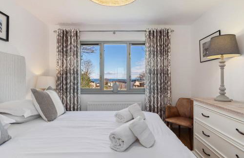 Oaktree Lodge - Luxury Cottage, Hot Tub, Sea Views - Foto 30