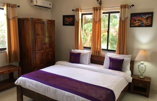 Monarch suites - Photo 2