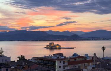 S&F Luxury Apartment - Photo 16