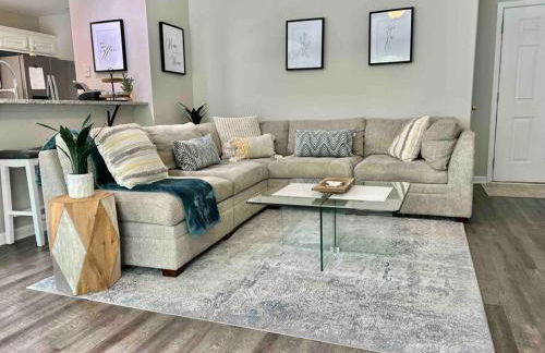 At Home by Mall of GA! - Foto 1