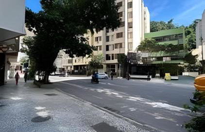 Charme e conforto com piscina - Foto 22