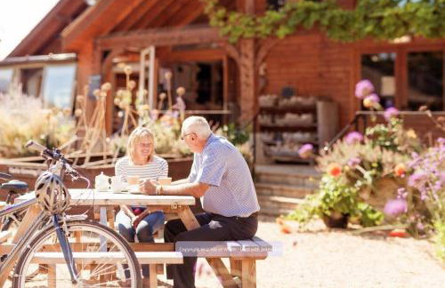 Hunter Heights Loft – Near Ventnor, Isle of Wight - Photo 17