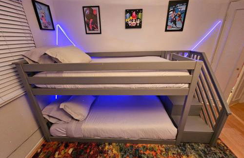 La Jolla Gem with Ocean View - 11 Beds, Hot Tub, Karaoke & Game Den - Foto 29