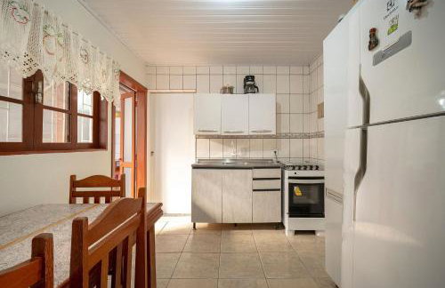 Casa Costeira 3Q perto da praia by Achei - Foto 6