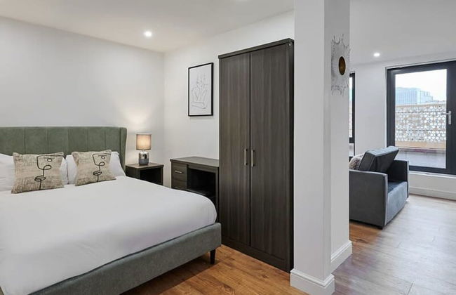 Host & Stay Balcony Room, Sevenstay Apartments - Foto 6