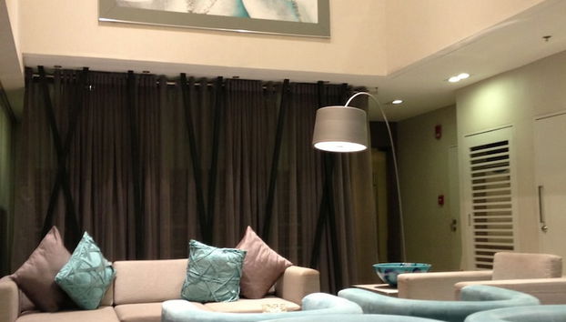 Coin salon dans le hall