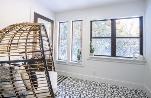 Boulder Luxury Getaway 7 acres River & Pond - Photo 35