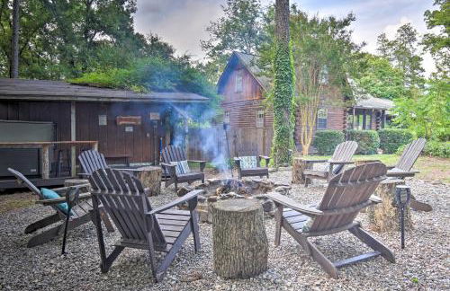 Luxe Cabin with Hot Tub on 5 Acres in Pearcy! - Foto 32