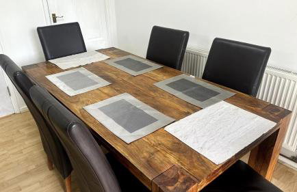 3-Bed Family Home in Furzton, Near Lake & Parking - Photo 27