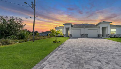 Cozy 3BR Duplex Unit with WiFi and Laundry in Lehigh Acres - Foto 5