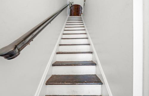 Welcoming Apartment - 10 min Light Rail Access - Foto 27