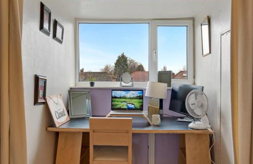 Spacious 5Bed House in South Manchester - Pass the Keys - Foto 29