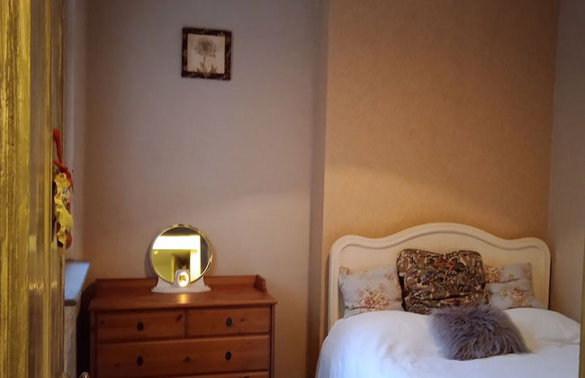 Captivating 2-bed Hideaway Apartment in Gloucester - Foto 4