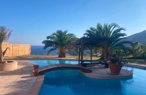 Maison vue mer avec piscine sur la Côte d'Azur - Photo 4