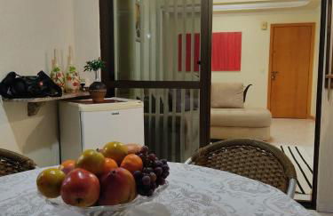 LINDO AP NA RUA 252, NO CORAÇÃO DE MEIA PRAIA - Foto 8