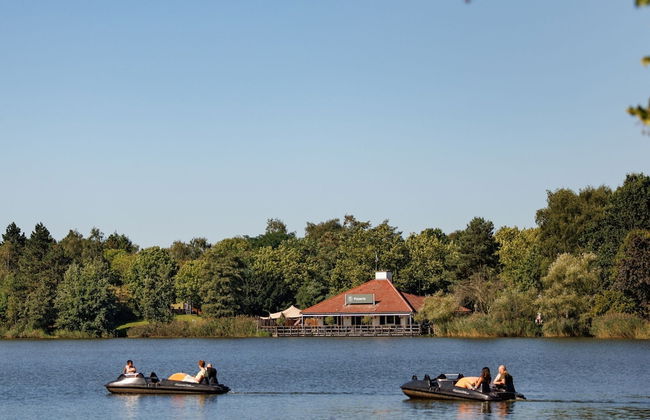 Restyled Bungalow with Dishwasher near Nature Reserve - Photo 32